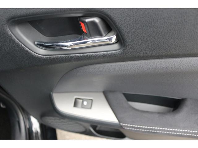 プリウスＰＨＶ Ｓナビパッケージ・ＧＲスポーツ　ΔＳＯＣ４％　ドライブレコーダー　レーンアシスト　オートクルーズコントロール　衝突被害軽減システム　バックカメラ　ナビ　ＴＶ　アルミホイール　オートマチックハイビーム　オートライト　ＬＥＤヘッドランプ（50枚目）