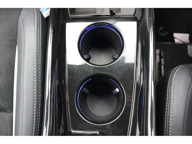 プリウスＰＨＶ Ｓナビパッケージ・ＧＲスポーツ　ΔＳＯＣ４％　ドライブレコーダー　レーンアシスト　オートクルーズコントロール　衝突被害軽減システム　バックカメラ　ナビ　ＴＶ　アルミホイール　オートマチックハイビーム　オートライト　ＬＥＤヘッドランプ（70枚目）