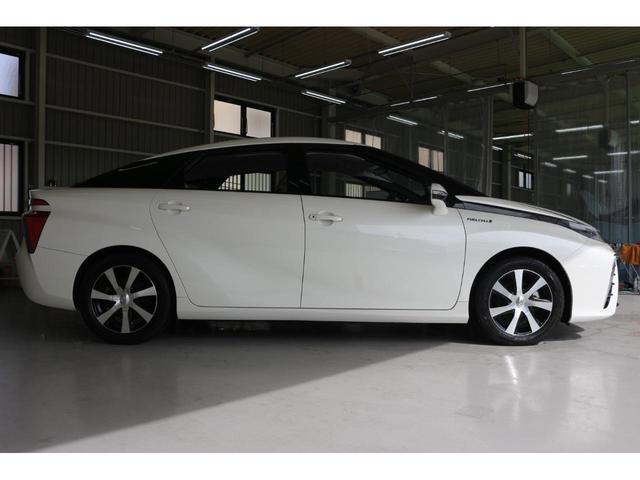 ＭＩＲＡＩ 　クリアランスソナー　レーンアシスト　オートクルーズコントロール　バックカメラ　ナビ　ＴＶ　アルミホイール　オートマチックハイビーム　オートライト　ＣＶＴ　スマートキー　電動格納ミラー　１００Ｖ電源（3枚目）
