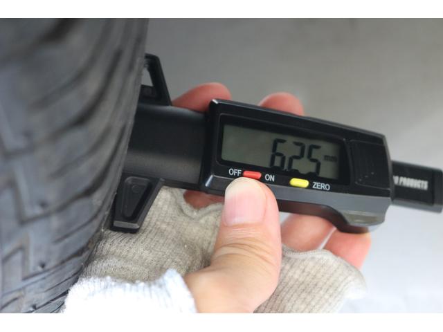 リーフ ｅ＋　Ｘ　ＳＯＨ値９７％　全周囲カメラ　ナビ　ＴＶ　クリアランスソナー　オートクルーズコントロール　衝突被害軽減システム　アルミホイール　ＬＥＤヘッドランプ　スマートキー　電動格納ミラー　シートヒーター　ＣＶＴ（67枚目）