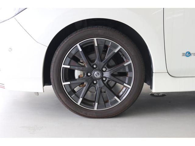 リーフ ニスモ　ＳＯＨ８９％　全周囲カメラ　ナビ　ＴＶ　クリアランスソナー　オートクルーズコントロール　自動駐車システム　衝突被害軽減システム　アルミホイール　オートライト　ＬＥＤヘッドランプ　スマートキー　シートＨ（21枚目）