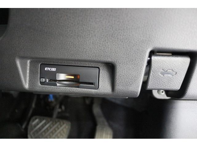 リーフ Ｇ　ＳＯＨ９６％　ＥＴＣ　全周囲カメラ　ナビ　ＴＶ　クリアランスソナー　オートクルーズコン　自動駐車システム　衝突被害軽減システム　アルミホイール　オートライト　ＬＥＤヘッドランプ　スマキー　電格ミラー（43枚目）