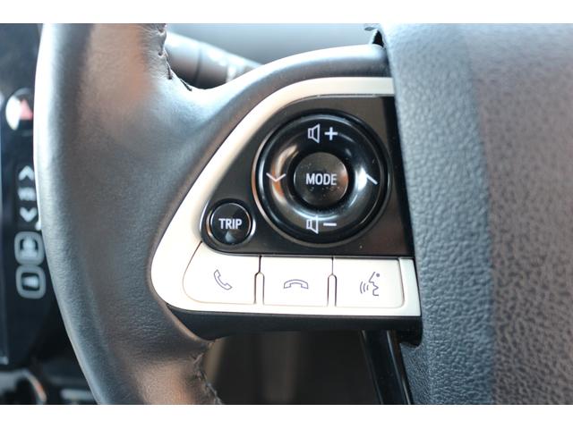プリウスＰＨＶ Ａ　ΔＳＯＣ７％　ドライブレコーダー　クリアランスソナー　レーンアシスト　オートクルコントロール　パークアシスト　衝突被害軽減システム　バックカメラ　ナビ　ＴＶ　アルミホイール　オートマチックハイビーム（33枚目）