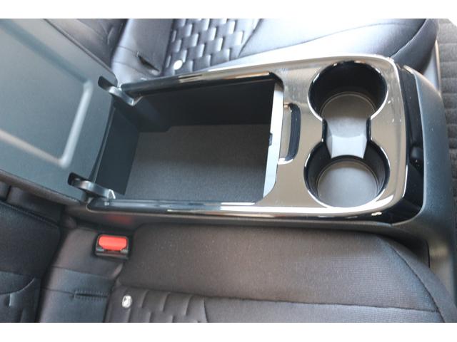 プリウスＰＨＶ Ａ　ΔＳＯＣ７％　ドライブレコーダー　クリアランスソナー　レーンアシスト　オートクルコントロール　パークアシスト　衝突被害軽減システム　バックカメラ　ナビ　ＴＶ　アルミホイール　オートマチックハイビーム（66枚目）