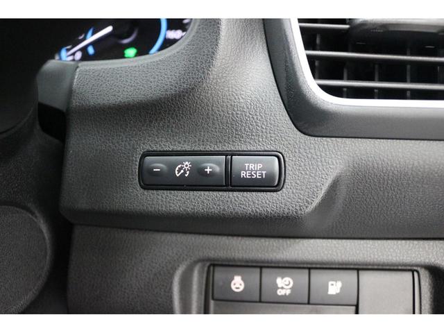 リーフ オーテック　全周囲カメラ　ナビ　ＴＶ　クリアランスソナー　オートクルーズコントロール　自動駐車システム　衝突被害軽減システム　アルミホイール　オートライト　ＬＥＤヘッドランプ　スマートキー　電動格納ミラー（42枚目）