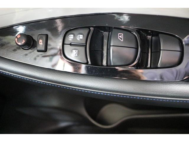 リーフ オーテック　全周囲カメラ　ナビ　ＴＶ　クリアランスソナー　オートクルーズコントロール　自動駐車システム　衝突被害軽減システム　アルミホイール　オートライト　ＬＥＤヘッドランプ　スマートキー　電動格納ミラー（61枚目）