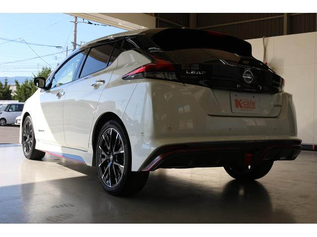 リーフ ニスモ　ドライブレコーダー　全周囲カメラ　ナビ　クリアランスソナー　オートクルーズコントロール　自動駐車システム　衝突被害軽減システム　アルミホイール　オートライト　ＬＥＤヘッドランプ　スマートキー（7枚目）