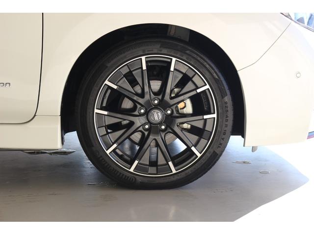 リーフ ニスモ　ドライブレコーダー　全周囲カメラ　ナビ　クリアランスソナー　オートクルーズコントロール　自動駐車システム　衝突被害軽減システム　アルミホイール　オートライト　ＬＥＤヘッドランプ　スマートキー（30枚目）