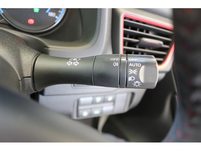 リーフ ニスモ　ドライブレコーダー　全周囲カメラ　ナビ　クリアランスソナー　オートクルーズコントロール　自動駐車システム　衝突被害軽減システム　アルミホイール　オートライト　ＬＥＤヘッドランプ　スマートキー（39枚目）