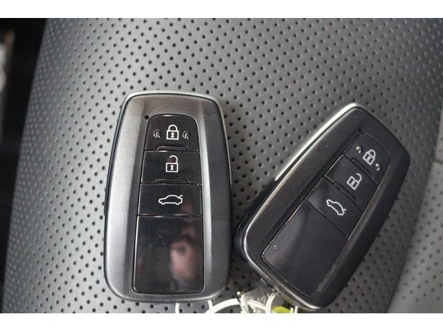 MIRAI Z エグゼクティブパッケージ ドライブレコーダー クリアランスソナー レーンアシスト オートクルーズコントロール パークアシスト 衝突被害軽減システム 全周囲カメラ ナビ TV アルミホイール オートマチックハイビーム(74枚目)