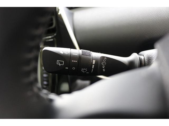 プリウス S ドライブレコーダー ETC クリアランスソナー レーンアシスト オートクルーズコントロール 衝突被害軽減システム バックカメラ オートマチックハイビーム オートライト LEDヘッドランプ CVT(36枚目)