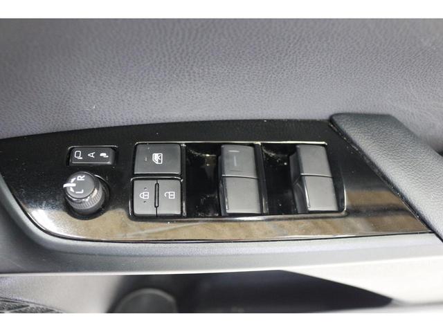 プリウス S ドライブレコーダー ETC クリアランスソナー レーンアシスト オートクルーズコントロール 衝突被害軽減システム バックカメラ オートマチックハイビーム オートライト LEDヘッドランプ CVT(55枚目)