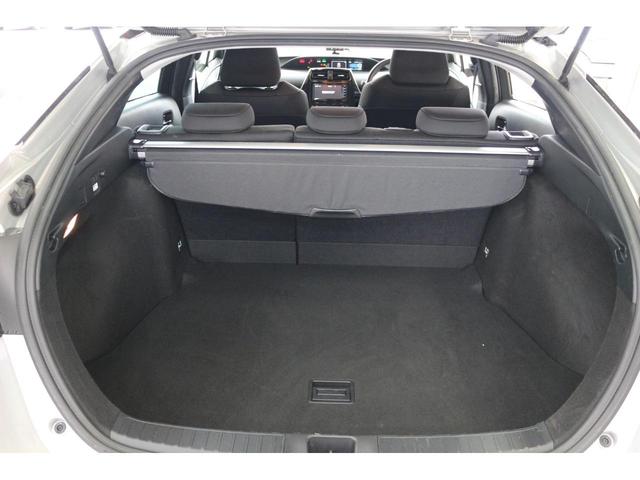 プリウス S ドライブレコーダー ETC クリアランスソナー レーンアシスト オートクルーズコントロール 衝突被害軽減システム バックカメラ オートマチックハイビーム オートライト LEDヘッドランプ CVT(61枚目)