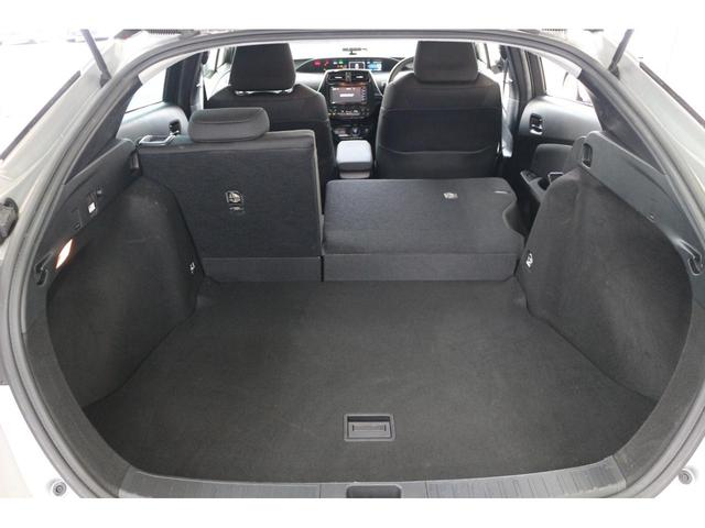 プリウス S ドライブレコーダー ETC クリアランスソナー レーンアシスト オートクルーズコントロール 衝突被害軽減システム バックカメラ オートマチックハイビーム オートライト LEDヘッドランプ CVT(64枚目)