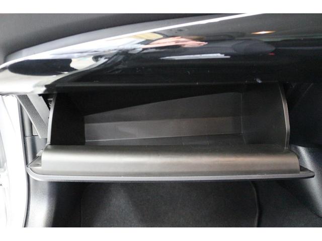 プリウス S ドライブレコーダー ETC クリアランスソナー レーンアシスト オートクルーズコントロール 衝突被害軽減システム バックカメラ オートマチックハイビーム オートライト LEDヘッドランプ CVT(69枚目)