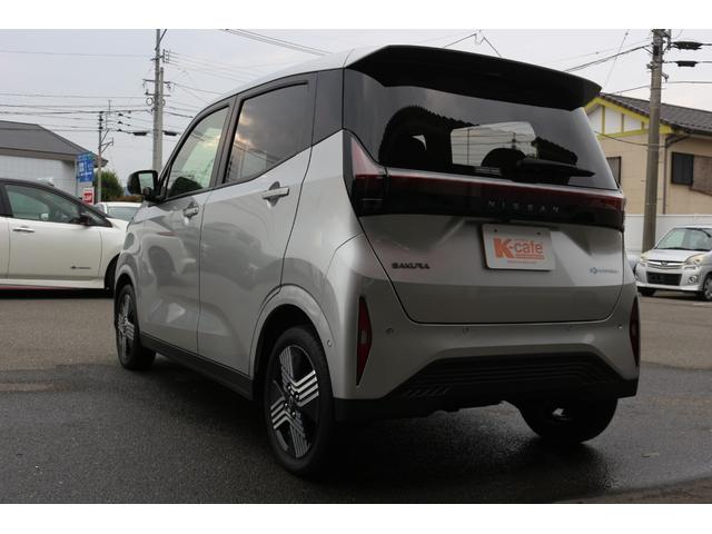 サクラ Ｇ　全周囲カメラ　ナビ　ＴＶ　クリアランスソナー　オートクルーズコントロール　自動駐車システム　衝突被害軽減システム　オートライト　ＬＥＤヘッドランプ　スマートキー　電動格納ミラー　シートヒーター（9枚目）