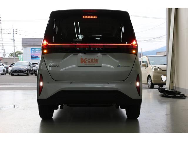 サクラ Ｇ　全周囲カメラ　ナビ　ＴＶ　クリアランスソナー　オートクルーズコントロール　自動駐車システム　衝突被害軽減システム　オートライト　ＬＥＤヘッドランプ　スマートキー　電動格納ミラー　シートヒーター（19枚目）
