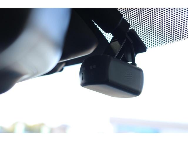 ドライブレコーダーもついています！もし事故を起こしてしまったら。そんな時に心強い味方になるのが、運転の記録を映像と音で記録するドライブレコーダーです。