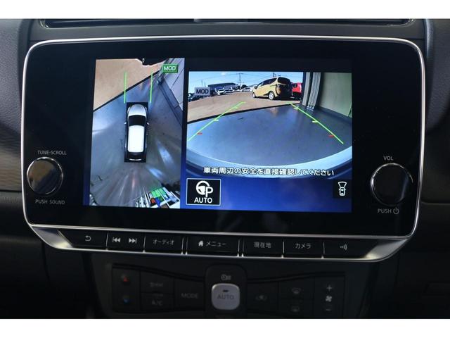 【全周囲カメラ】真上から車を見たようにモニターで確認ができる。是非実際の車で体感してみてください。