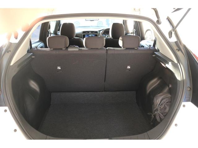 リーフ X Vセレクション SOH値91% ドラレコ 全周囲カメラ ナビ TV クリアランスソナー オートクルーズコントロール 衝突被害軽減システム アルミホイール オートライト LEDヘッドランプ スマートキー 電動格納ミラー(67枚目)