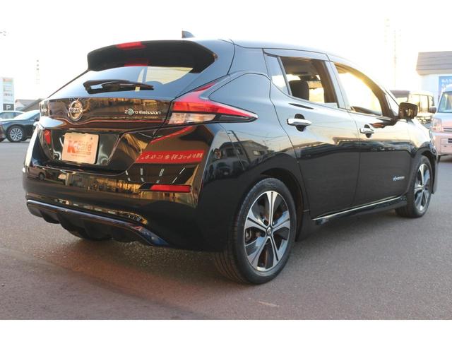 リーフ Ｘ　Ｖセレクション　ドライブレコーダー　全周囲カメラ　ナビ　ＴＶ　クリアランスソナー　オートクルーズコントロール　衝突被害軽減システム　アルミホイール　オートライト　ＬＥＤヘッドランプ　スマートキー　電動格納ミラー（5枚目）