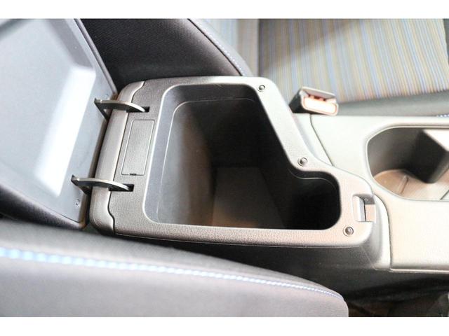 リーフ Ｘ　Ｖセレクション　ドライブレコーダー　全周囲カメラ　ナビ　ＴＶ　クリアランスソナー　オートクルーズコントロール　衝突被害軽減システム　アルミホイール　オートライト　ＬＥＤヘッドランプ　スマートキー　電動格納ミラー（56枚目）