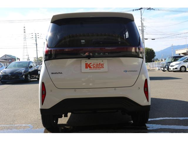 サクラ Ｘ　ドライブレコーダー　全周囲カメラ　ナビ　クリアランスソナー　衝突被害軽減システム　オートライト　ＬＥＤヘッドランプ　スマートキー　電動格納ミラー　ベンチシート　ＣＶＴ　盗難防止システム　ＡＢＳ　ＥＳＣ（15枚目）