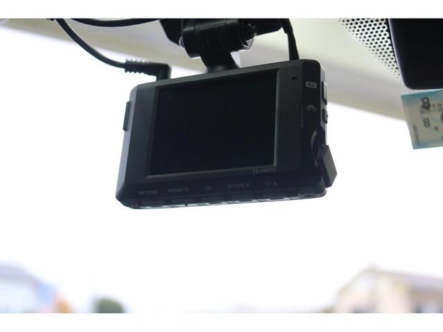 �h���C�u���R�[�_�[�����Ă��܂��I�������̂��N�����Ă��܂�����B����Ȏ��ɐS���������ɂȂ�̂��A�^�]�̋L�^���f���Ɖ��ŋL�^����h���C�u���R�[�_�[�ł��B