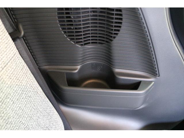 ムーヴキャンバス ストライプスＧ　バックカメラ　両側電動スライドドア　クリアランスソナー　衝突被害軽減システム　オートライト　ＬＥＤヘッドランプ　スマートキー　アイドリングストップ　電動格納ミラー　シートヒーター　ベンチシート　ＣＶＴ（52枚目）