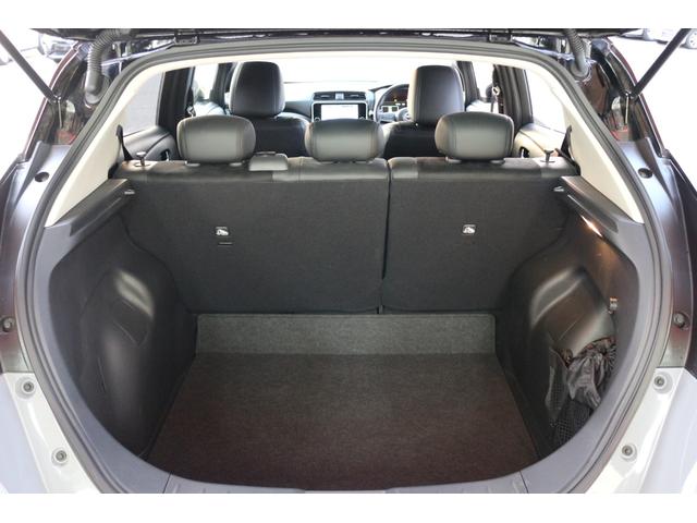 リーフ ｅ＋　Ｘ　９０周年記念車　ＥＴＣ　全周囲カメラ　ナビ　ＴＶ　クリアランスソナー　オートクルーズコントロール　衝突被害軽減システム　オートライト　ＬＥＤヘッドランプ　スマートキー　電動格納ミラー　シートヒーター（19枚目）