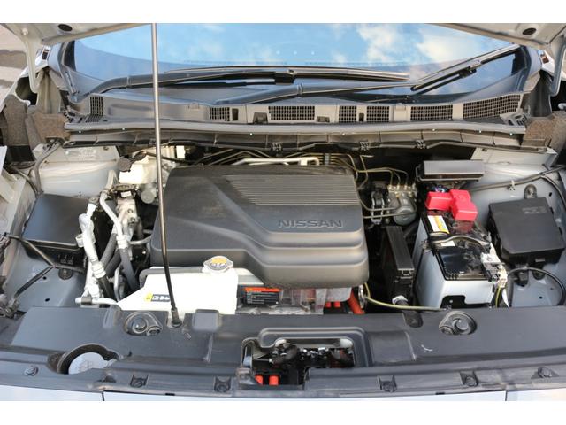 リーフ ｅ＋　Ｘ　９０周年記念車　ＥＴＣ　全周囲カメラ　ナビ　ＴＶ　クリアランスソナー　オートクルーズコントロール　衝突被害軽減システム　オートライト　ＬＥＤヘッドランプ　スマートキー　電動格納ミラー　シートヒーター（20枚目）