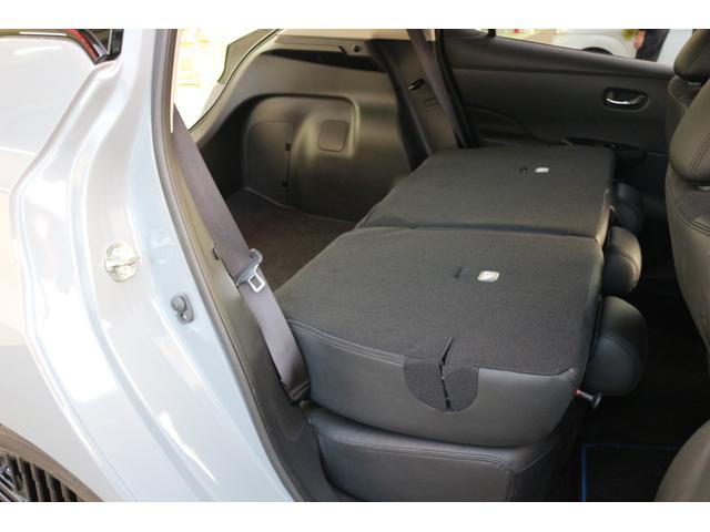 リーフ ｅ＋　Ｘ　９０周年記念車　ＥＴＣ　全周囲カメラ　ナビ　ＴＶ　クリアランスソナー　オートクルーズコントロール　衝突被害軽減システム　オートライト　ＬＥＤヘッドランプ　スマートキー　電動格納ミラー　シートヒーター（43枚目）