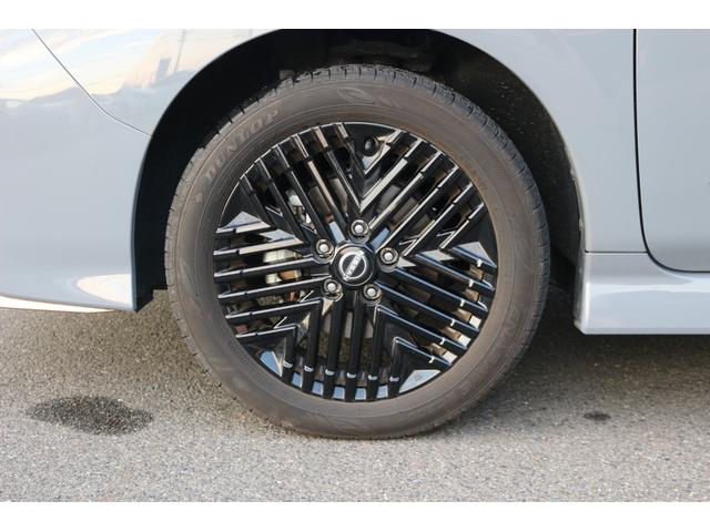 リーフ ｅ＋　Ｘ　９０周年記念車　ＥＴＣ　全周囲カメラ　ナビ　ＴＶ　クリアランスソナー　オートクルーズコントロール　衝突被害軽減システム　オートライト　ＬＥＤヘッドランプ　スマートキー　電動格納ミラー　シートヒーター（46枚目）