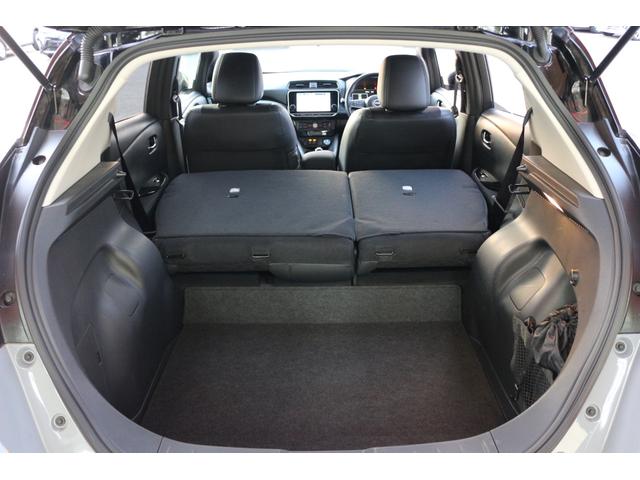 リーフ ｅ＋　Ｘ　９０周年記念車　ＥＴＣ　全周囲カメラ　ナビ　ＴＶ　クリアランスソナー　オートクルーズコントロール　衝突被害軽減システム　オートライト　ＬＥＤヘッドランプ　スマートキー　電動格納ミラー　シートヒーター（53枚目）