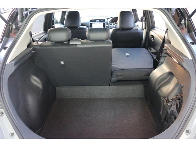 リーフ ｅ＋　Ｘ　９０周年記念車　ＥＴＣ　全周囲カメラ　ナビ　ＴＶ　クリアランスソナー　オートクルーズコントロール　衝突被害軽減システム　オートライト　ＬＥＤヘッドランプ　スマートキー　電動格納ミラー　シートヒーター（63枚目）