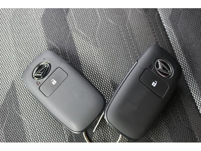 タフト Ｇ　ダーククロムベンチャー　バックカメラ　クリアランスソナー　オートクルーズコントロール　衝突被害軽減システム　オートライト　ＬＥＤヘッドランプ　スマートキー　アイドリングストップ　電動格納ミラー　シートヒーター　サンルーフ（10枚目）