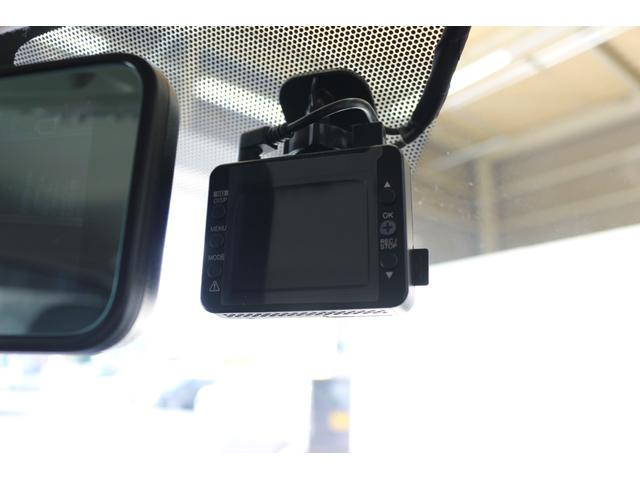 ｅＫクロス ＥＶ Ｐ　ドライブレコーダー　全周囲カメラ　ナビ　ＴＶ　クリアランスソナー　衝突被害軽減システム　ＬＥＤヘッドランプ　スマートキー　電動格納ミラー　シートヒーター　ベンチシート　ＣＶＴ　盗難防止システム　ＡＢＳ（8枚目）