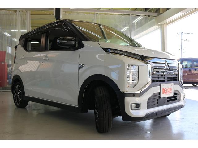 ｅＫクロス ＥＶ Ｐ　ドライブレコーダー　全周囲カメラ　ナビ　ＴＶ　クリアランスソナー　衝突被害軽減システム　ＬＥＤヘッドランプ　スマートキー　電動格納ミラー　シートヒーター　ベンチシート　ＣＶＴ　盗難防止システム　ＡＢＳ（12枚目）