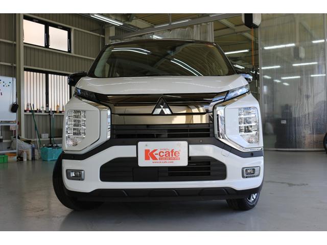 ｅＫクロス ＥＶ Ｐ　ドライブレコーダー　全周囲カメラ　ナビ　ＴＶ　クリアランスソナー　衝突被害軽減システム　ＬＥＤヘッドランプ　スマートキー　電動格納ミラー　シートヒーター　ベンチシート　ＣＶＴ　盗難防止システム　ＡＢＳ（13枚目）