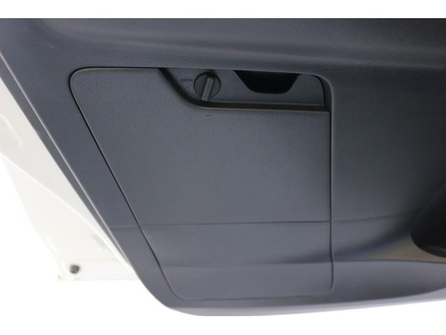 ｅＫクロス ＥＶ Ｐ　ドライブレコーダー　全周囲カメラ　ナビ　ＴＶ　クリアランスソナー　衝突被害軽減システム　ＬＥＤヘッドランプ　スマートキー　電動格納ミラー　シートヒーター　ベンチシート　ＣＶＴ　盗難防止システム　ＡＢＳ（29枚目）