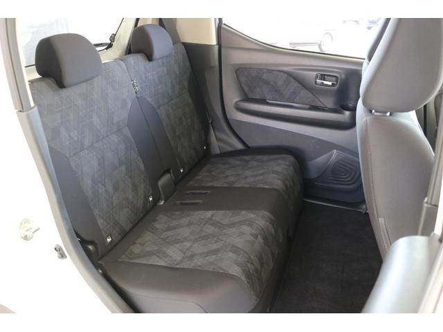 ｅＫクロス ＥＶ Ｐ　ドライブレコーダー　全周囲カメラ　ナビ　ＴＶ　クリアランスソナー　衝突被害軽減システム　ＬＥＤヘッドランプ　スマートキー　電動格納ミラー　シートヒーター　ベンチシート　ＣＶＴ　盗難防止システム　ＡＢＳ（67枚目）