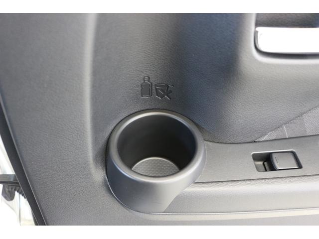 ｅＫクロス ＥＶ Ｐ　ドライブレコーダー　全周囲カメラ　ナビ　ＴＶ　クリアランスソナー　衝突被害軽減システム　ＬＥＤヘッドランプ　スマートキー　電動格納ミラー　シートヒーター　ベンチシート　ＣＶＴ　盗難防止システム　ＡＢＳ（71枚目）