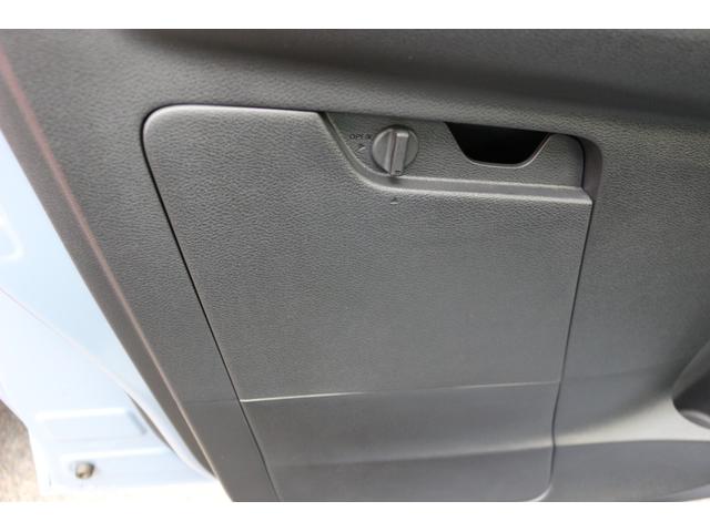 �������J�[�@�g�x�a�q�h�c���X�@���|���������@�Ƃ��X�@���X�܉c�ƒ��@�l�C�̃n�C�u���b�h�ԁE�d�u�Ԃ⌵�I���ÎԂ��e���[�J�[�L�x�Ɏ�葵���Ă���܂��B