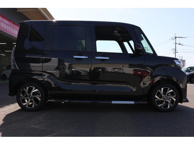 タント カスタムＸ　両側電動スライドドア　衝突被害軽減ブレーキ　スマートキー　クリアランスソナー　ＥＣＳ　アイドリングストップ　ＬＥＤヘッドライト　シートヒーター　衝突軽減ブレーキ　リアコーナーセンサー　車線逸脱防止（4枚目）