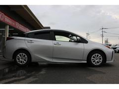 この度は当店のお車をご覧になっていただき、誠にありがとうございます。じっくり現車確認して頂けるよう、ご準備を致します！ 5