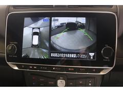 �������ϥ����ۿ��夫��֤򸫤��褦�˥�˥����ǳ�ǧ���Ǥ��롣����ºݤμ֤��δ����ƤߤƤ��������� 6