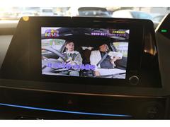 ＴＶ付きの車となっております。ドライブの合間の休憩中に気になる番組を見ることができます。 5
