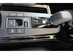 シフトレバー。ぜひ一度お客様の目で確認してください。 7