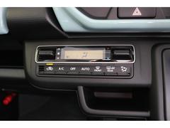 気温に合わせて直感的に操作することで、車内をいつでも快適に保てます。 4