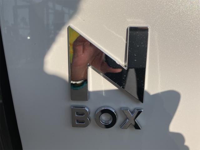 Ｎ－ＢＯＸカスタム 　バックカメラ　両側スライド・片側電動　オートクルーズコントロール　オートライト　スマートキー　アイドリングストップ　電動格納ミラー　シートヒーター　ベンチシート　ＣＶＴ　ＥＳＣ　ＵＳＢ　アルミホイール（25枚目）